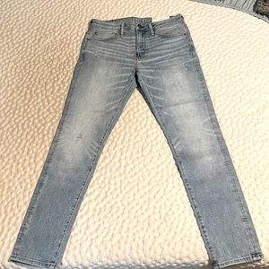 Brand new American Eagle skinny jeans